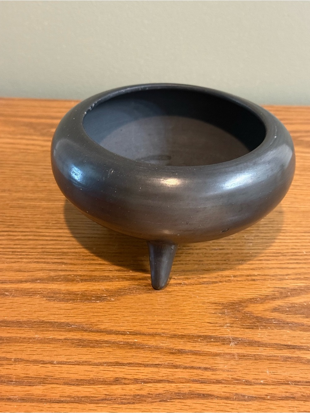 Vintage Oaxaca Black Clay Pottery Bowl LAMA Mexico Tripod Barro Negro Folk Art